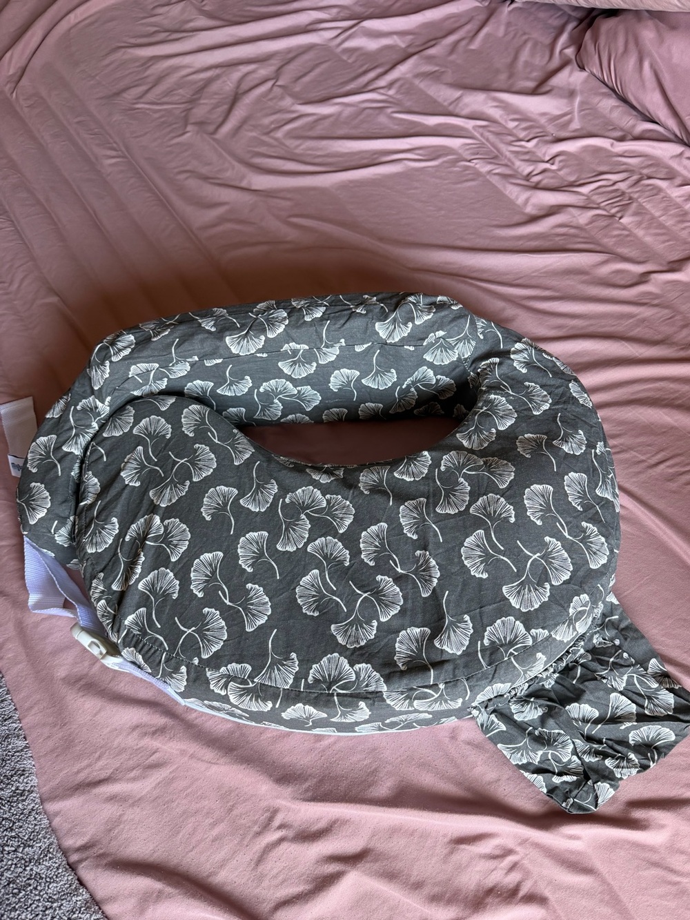 My Brest Friend Nursing Pillow Boho Ginkgo Leaves